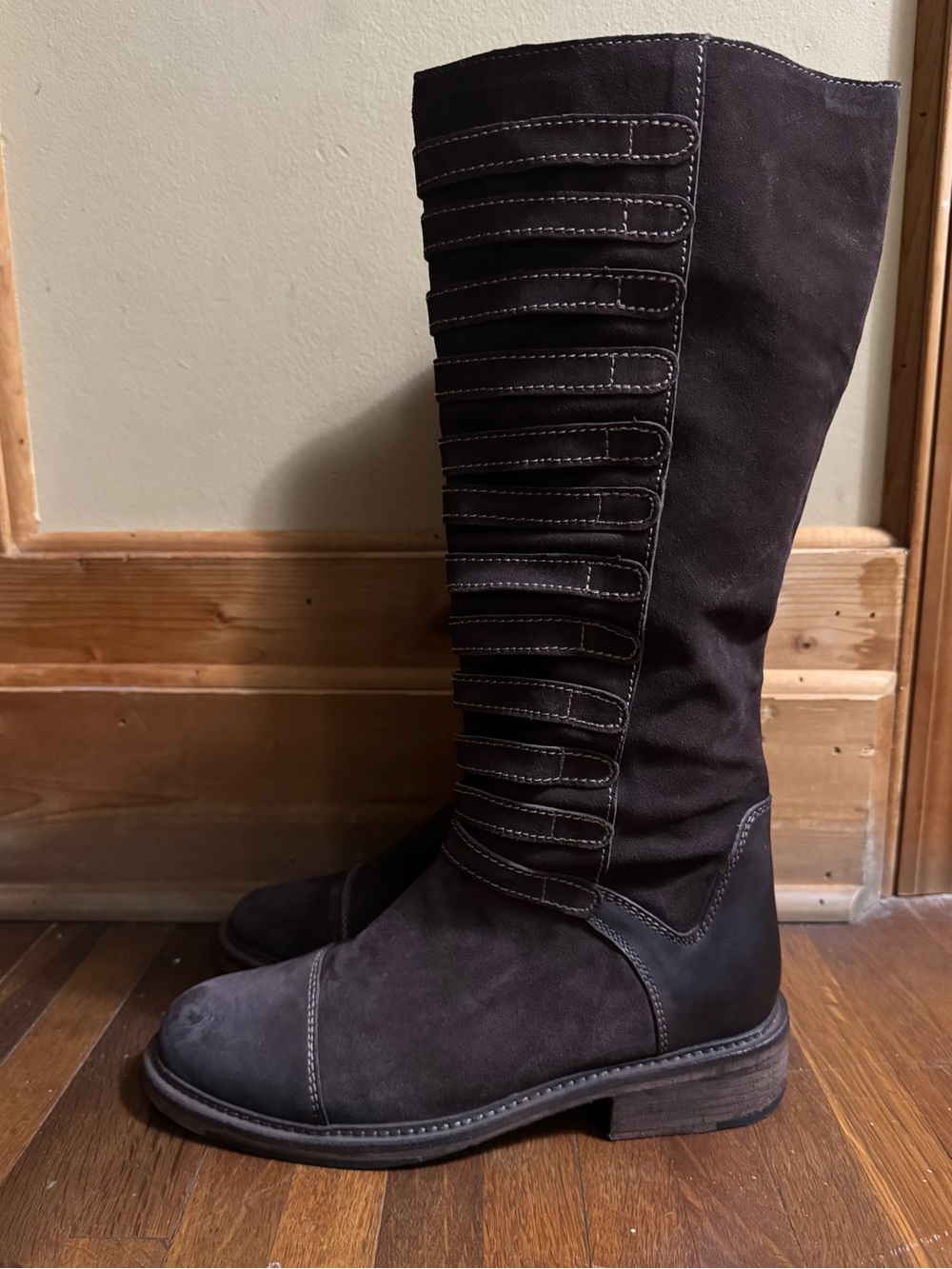 Women's Knee-High vintage foundry and co Boots suede size 9